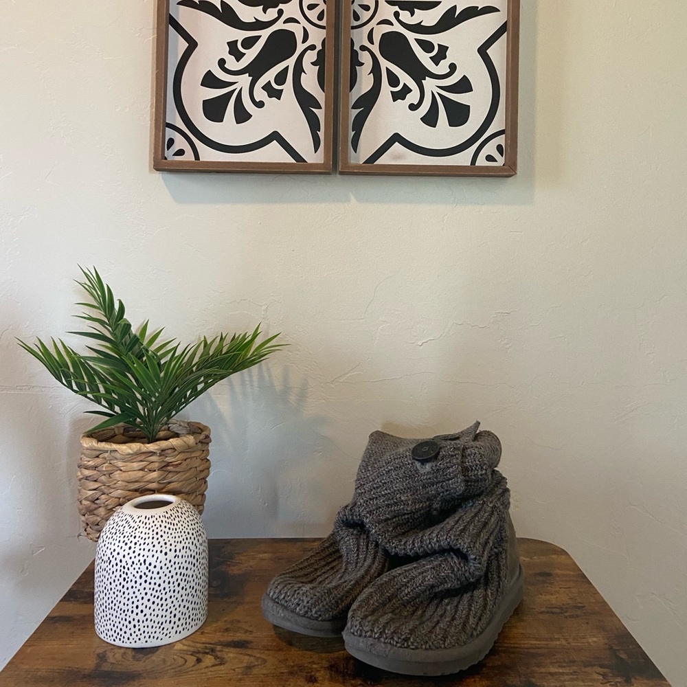 Gray crocheted UGGs with button detail